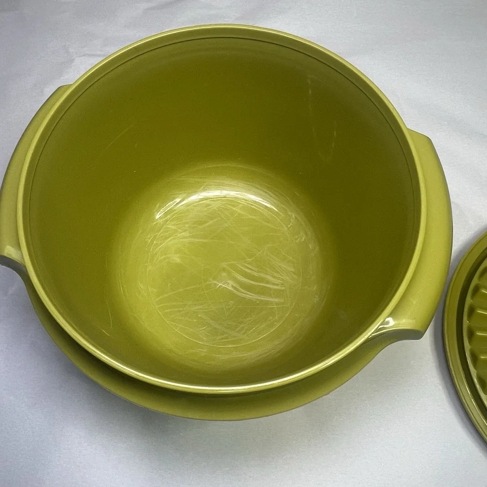 Avocado Tupperware Servalier Storage Bowl 886-21‎ & Matching Lid